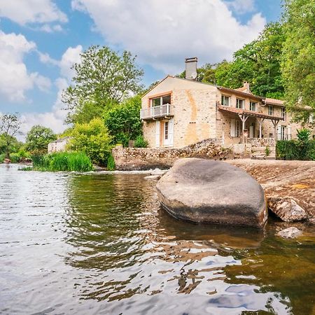 Vila Le Moulin De Pilet Mortagne-sur-Sevre Exteriér fotografie